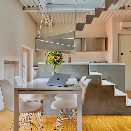 Luxury Apartment, Open Space, Centro 아파트 밀라노